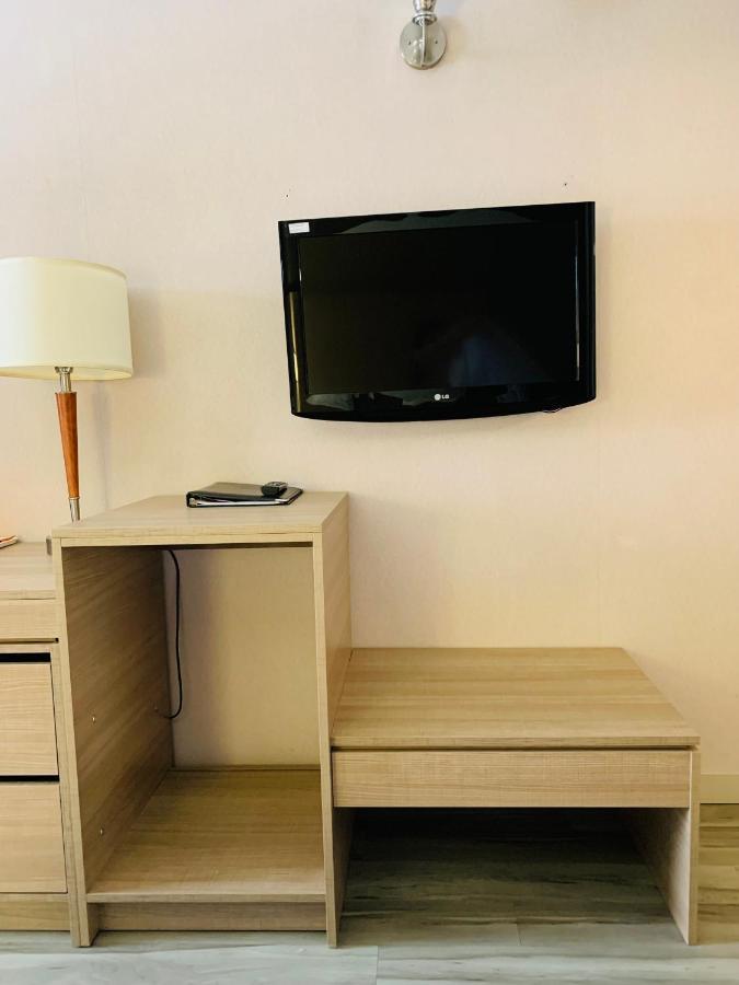 Hotel Econo Airport