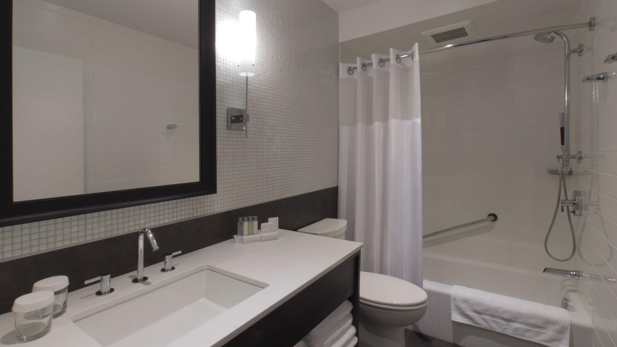 Hotel Manoir Victoria 4*