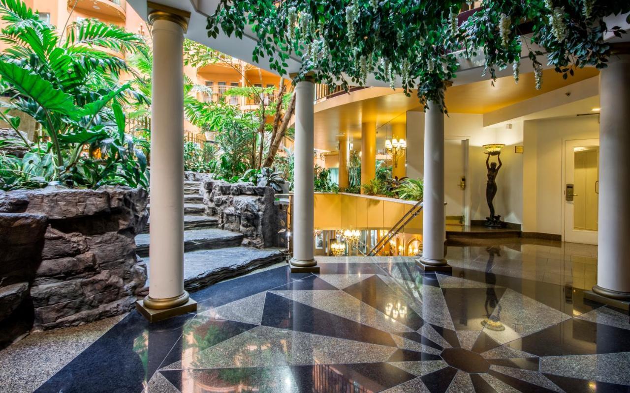 Palace Royal Hotel