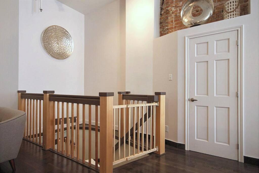 Generations Old City/ Parking/ Family Apartment