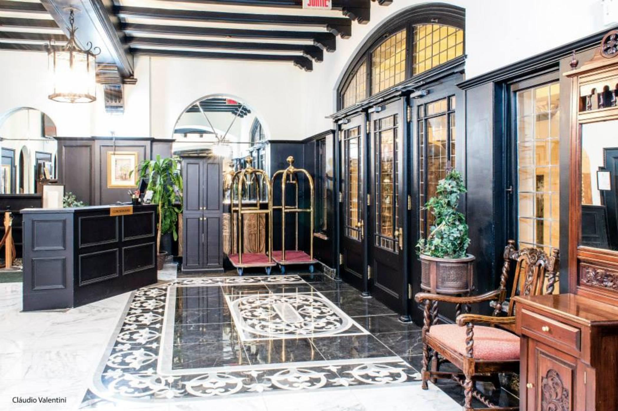Hotel Clarendon Quebec City