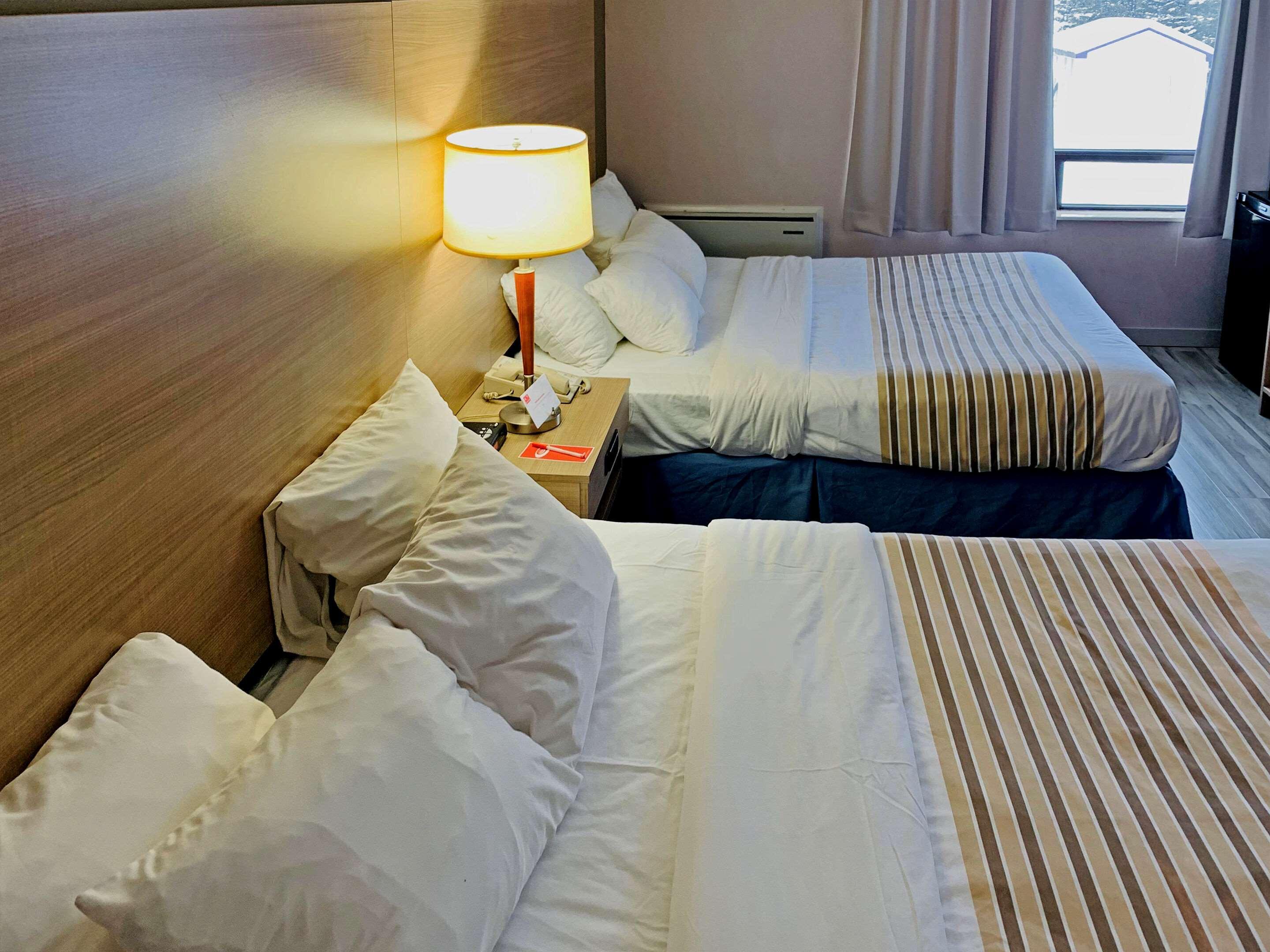 Econo Airport 3* Quebec City