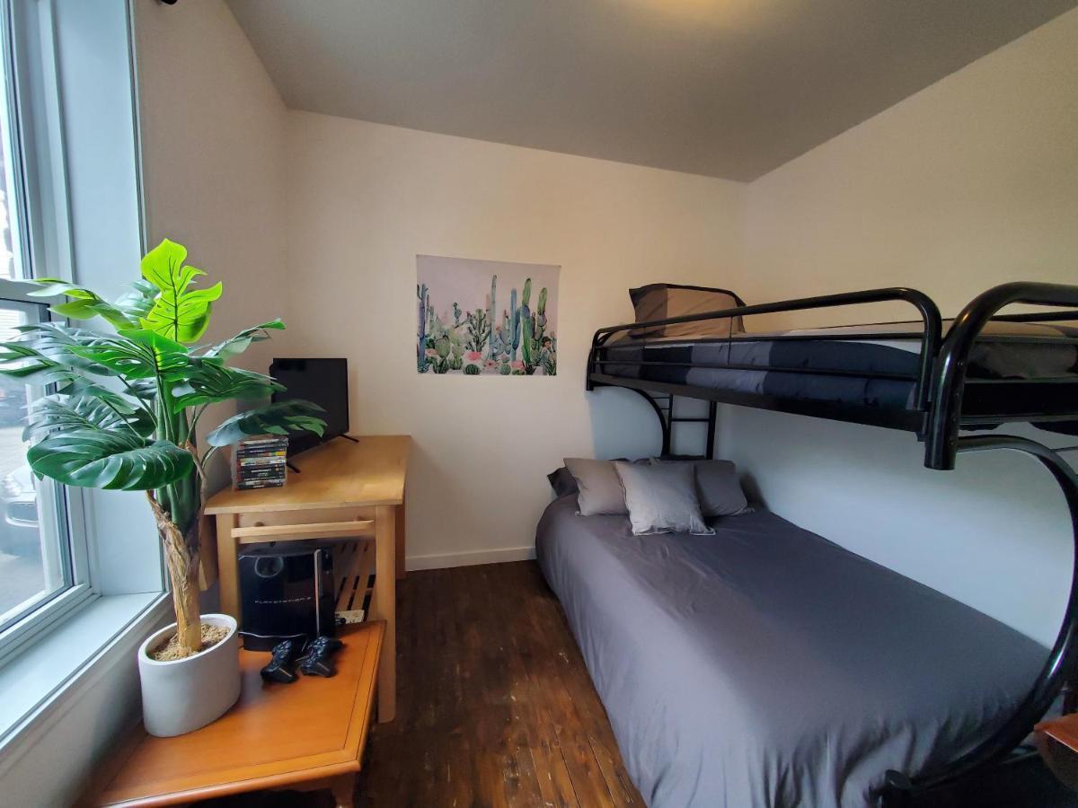 Les 300s 3e Avenue Apartment Quebec City