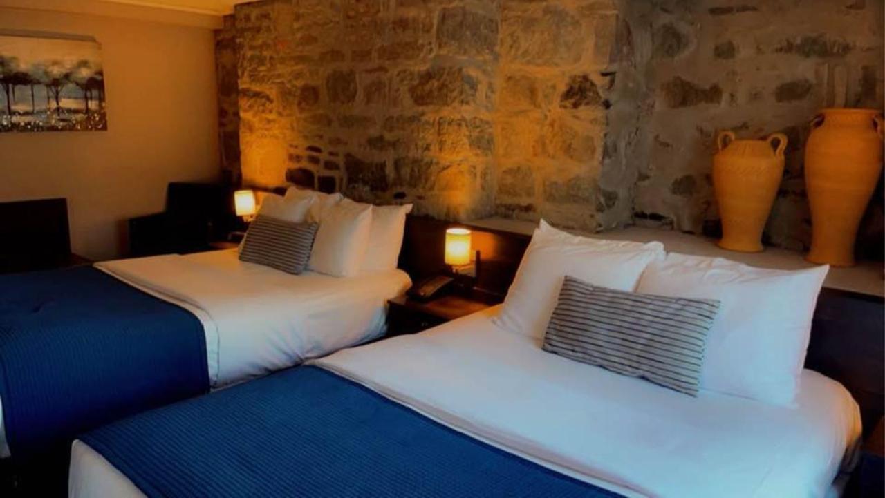 Louisbourg Hotel