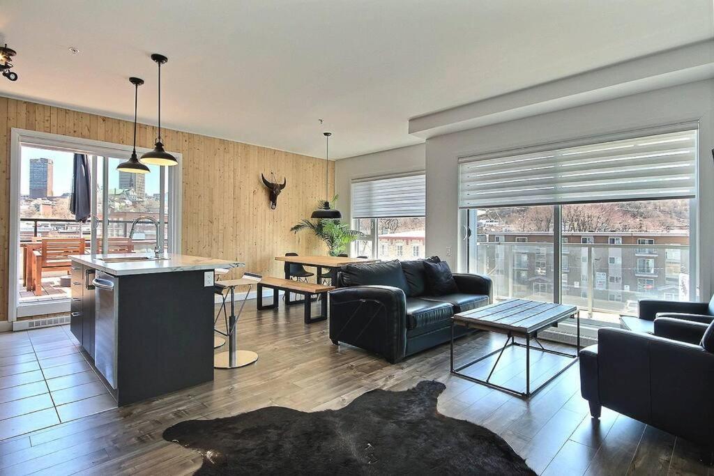 K-417 / Parking & Gym - Private Balconies Apartment *