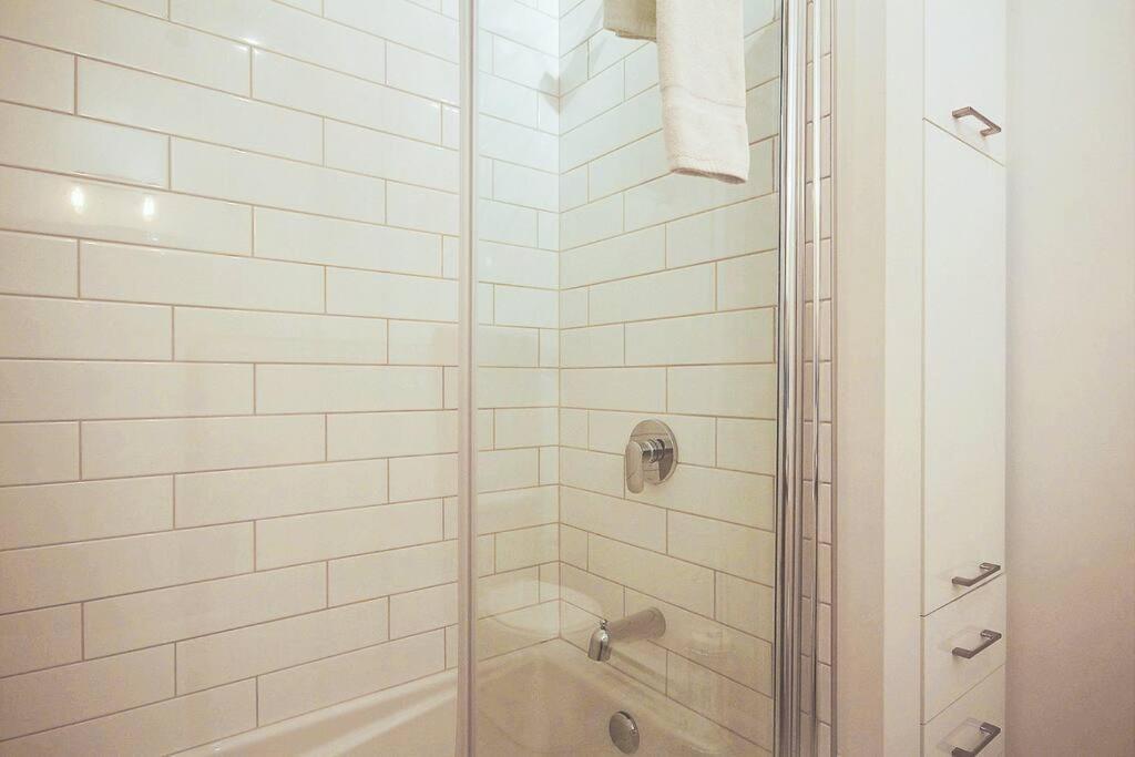 Apartment K-417 / Parking & Gym - Private Balconies Quebec City
