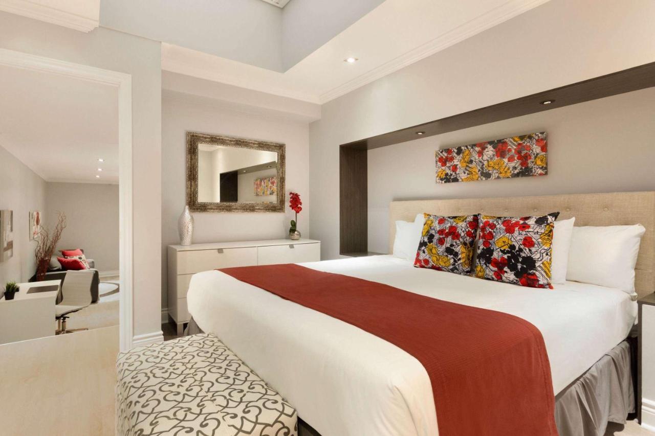 Travelodge By Wyndham & Convention Centre 3* Quebec City