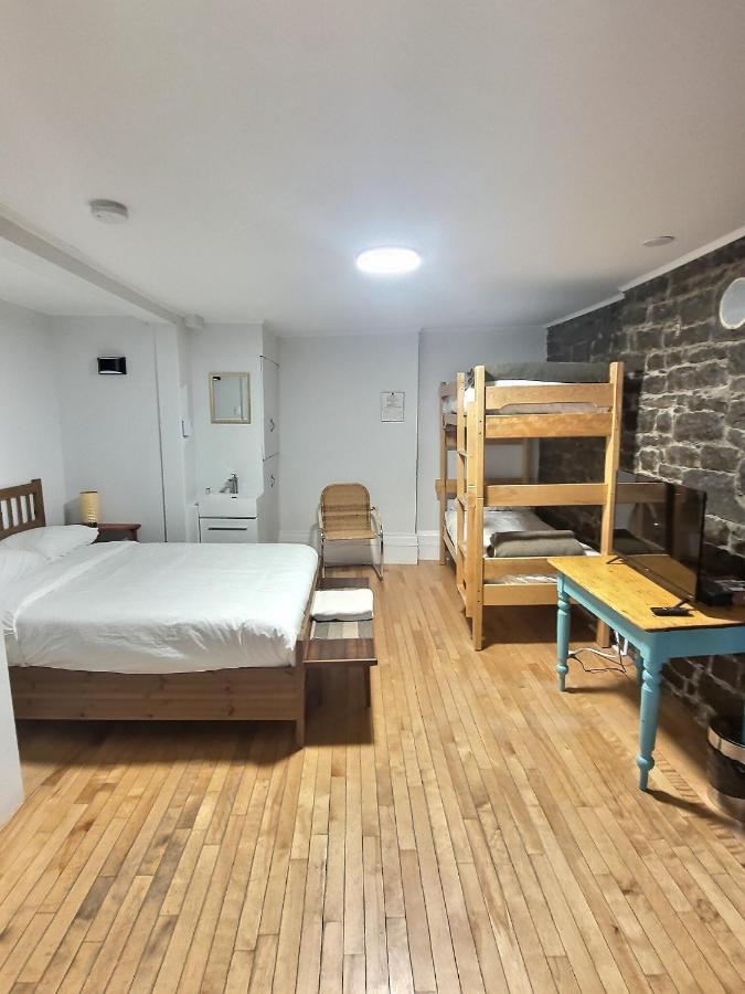 Hostel De La Paix