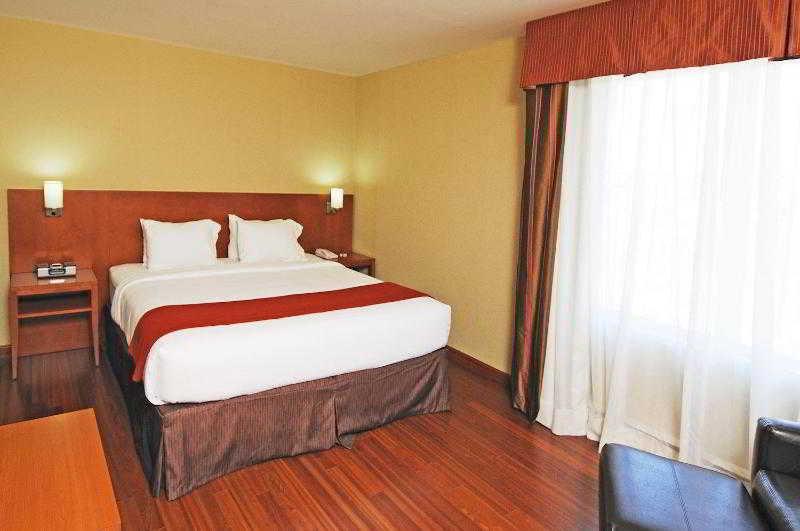 Express City-sainte Foy By Ihg