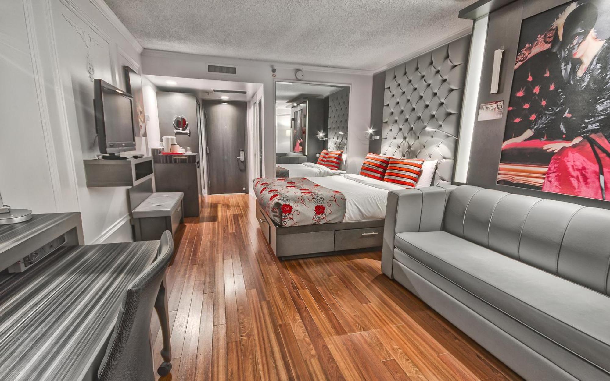 Hotel Plaza 4*