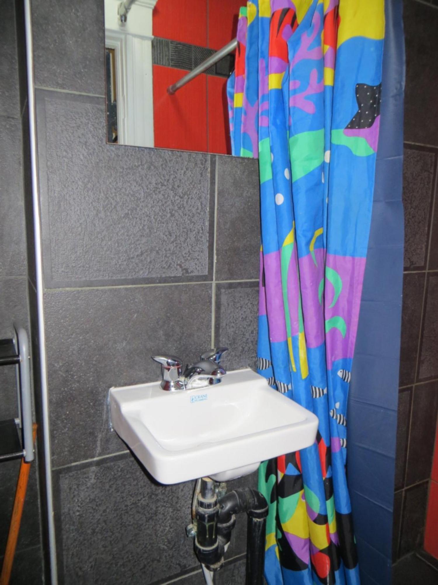 Hostel Jeunesse La Belle Planete Backpackers Quebec City