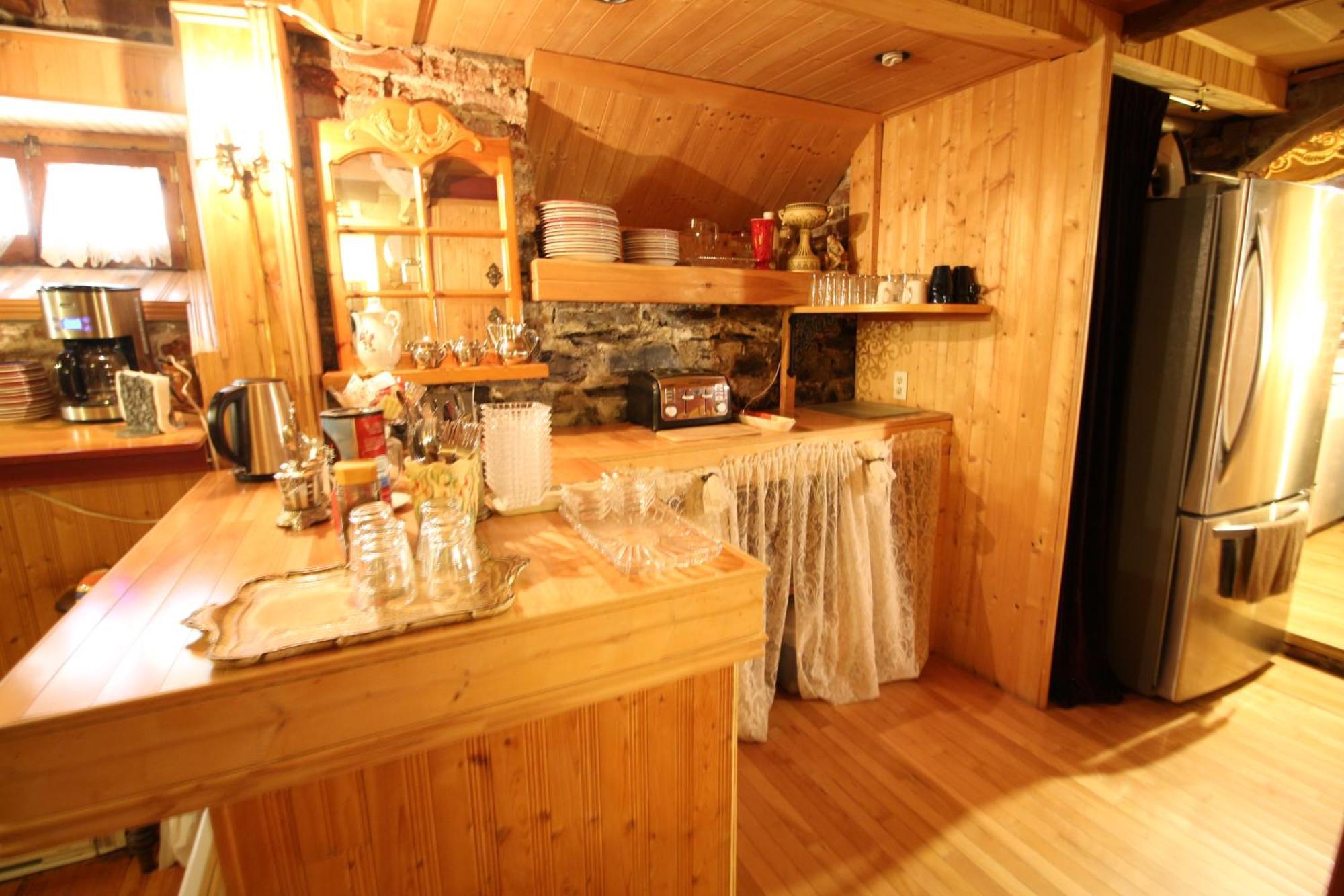 De La Fontaine Bed & Breakfast Quebec City