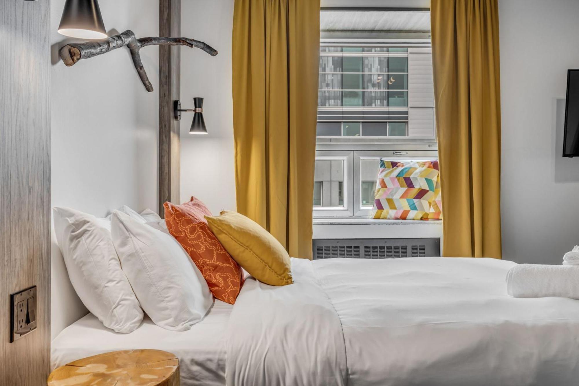 La Sainte Paix Apartment