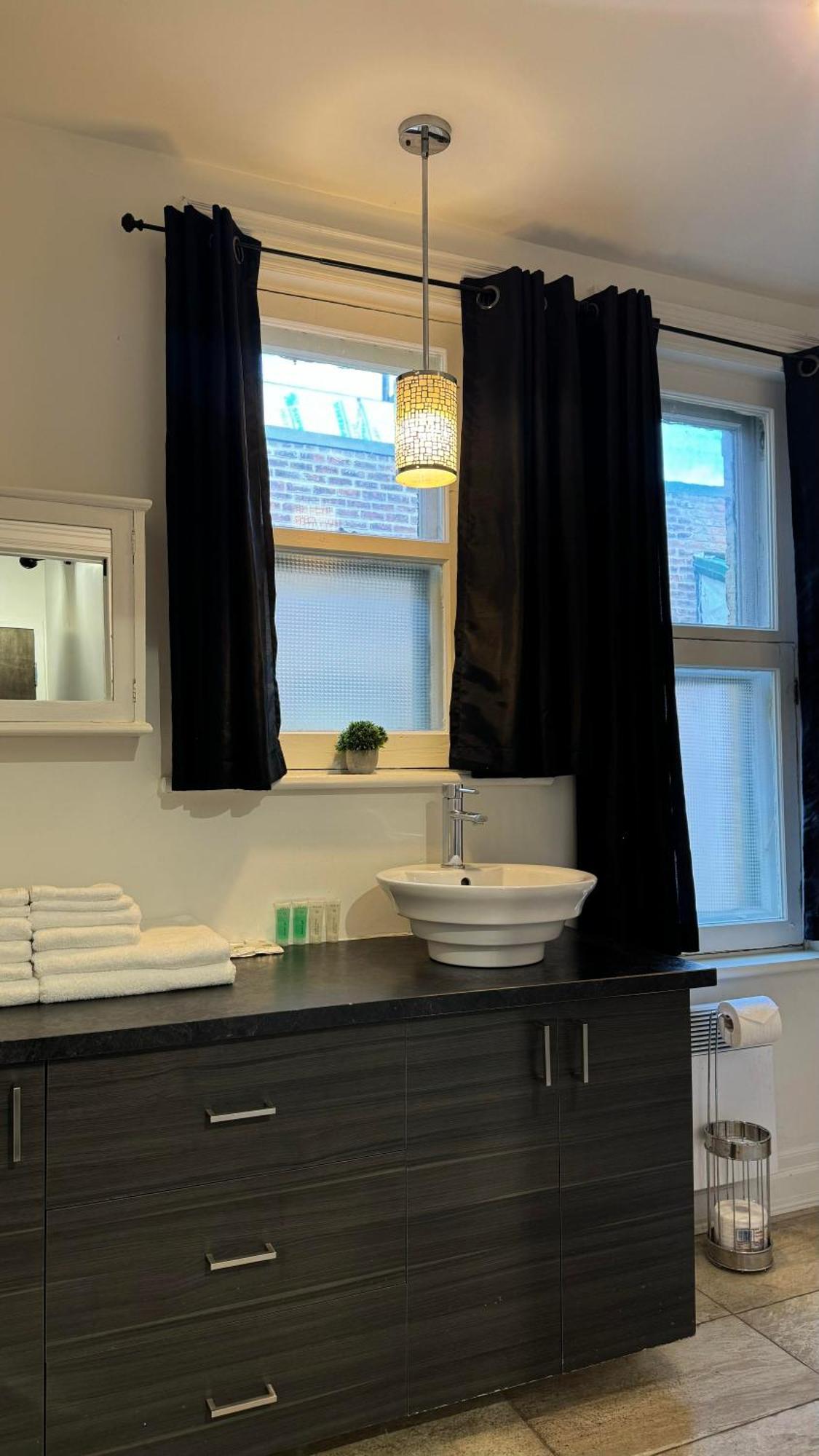 E-hotel Des Grisons Bed & Breakfast