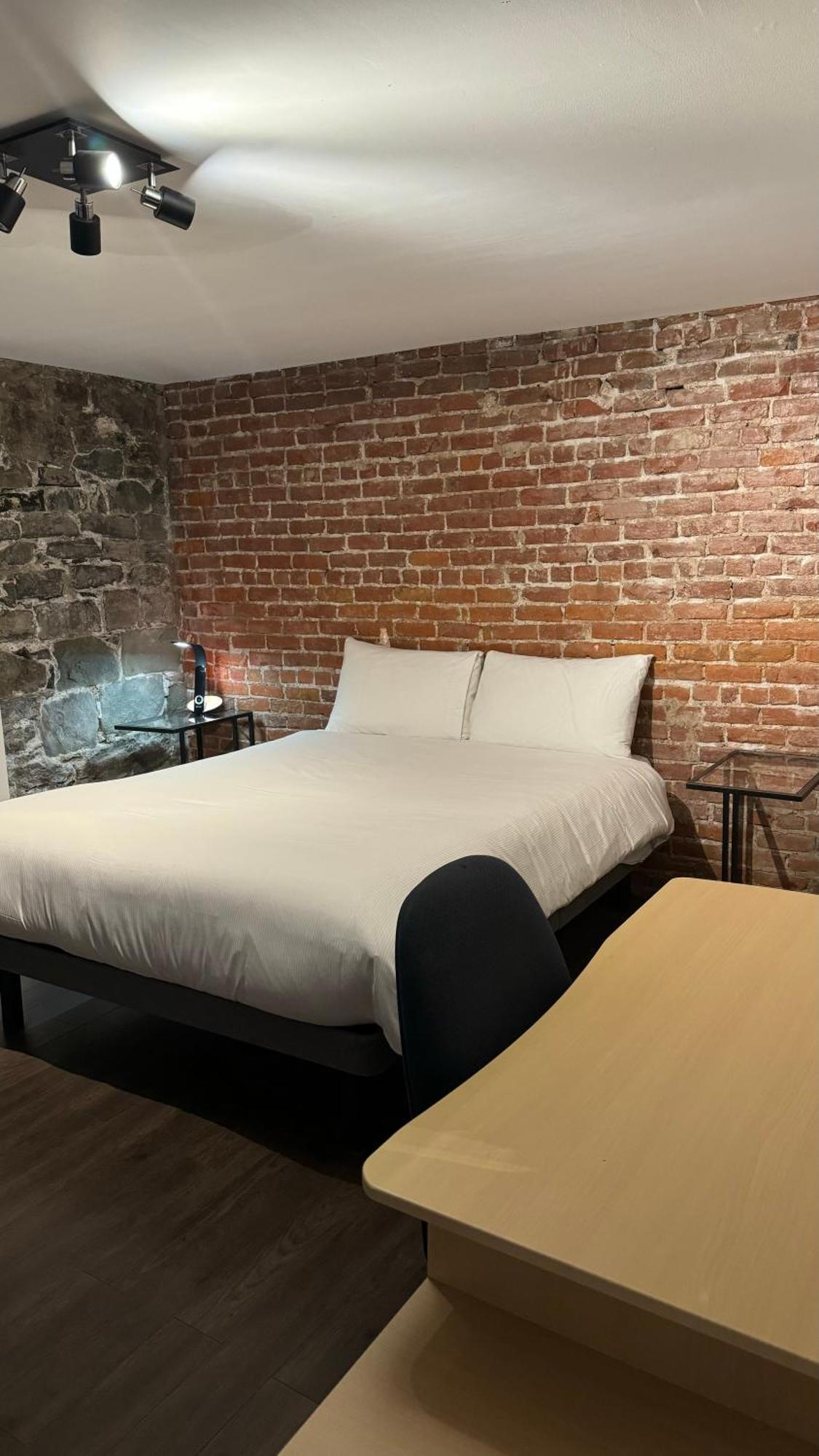 E-hotel Des Grisons Bed & Breakfast Quebec City