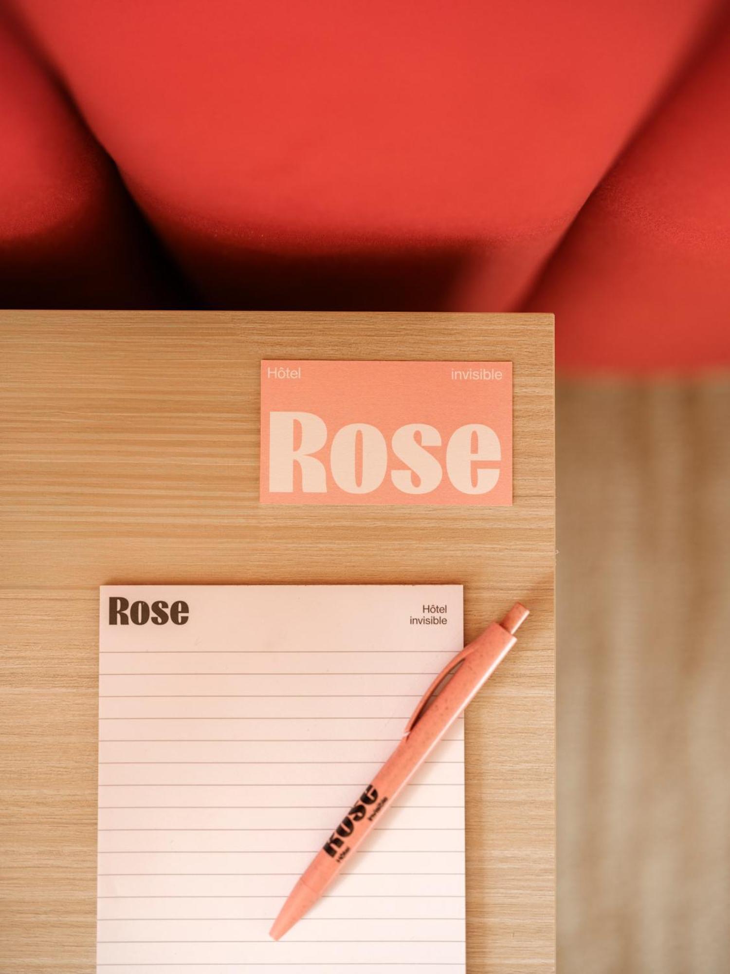 Rose - Invisible Quebec City