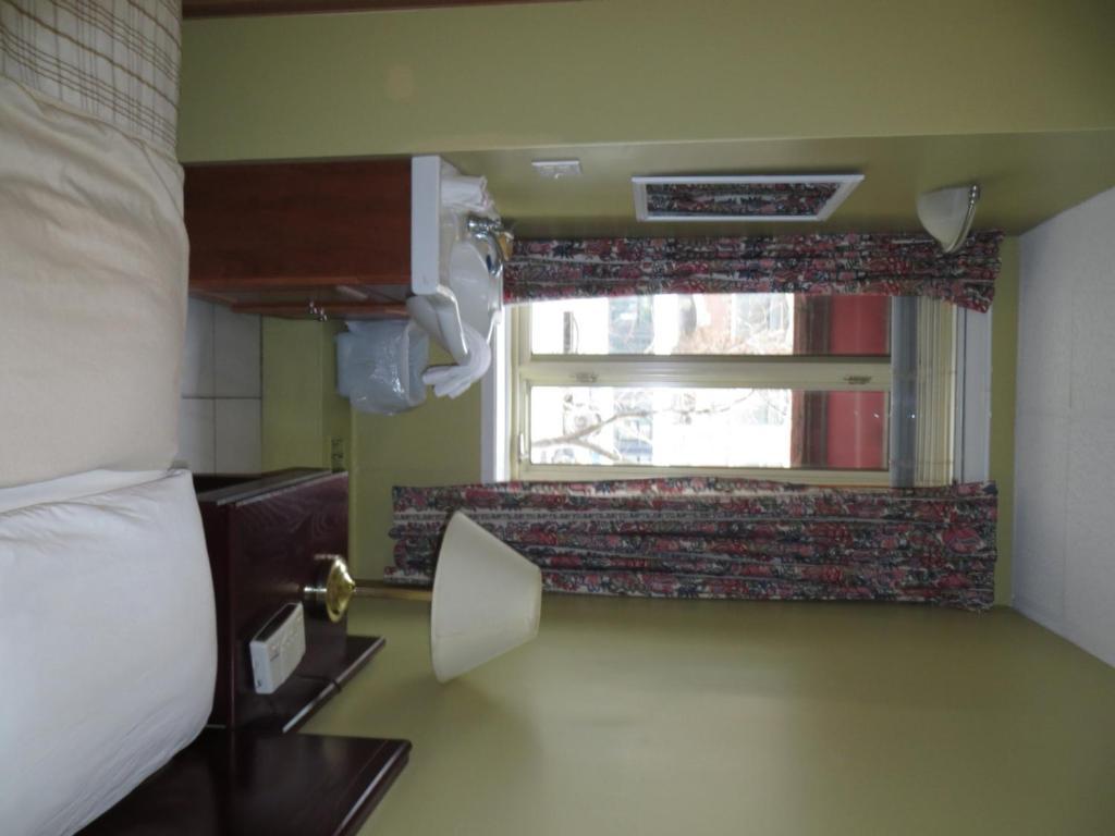 Hotel Manoir Charest