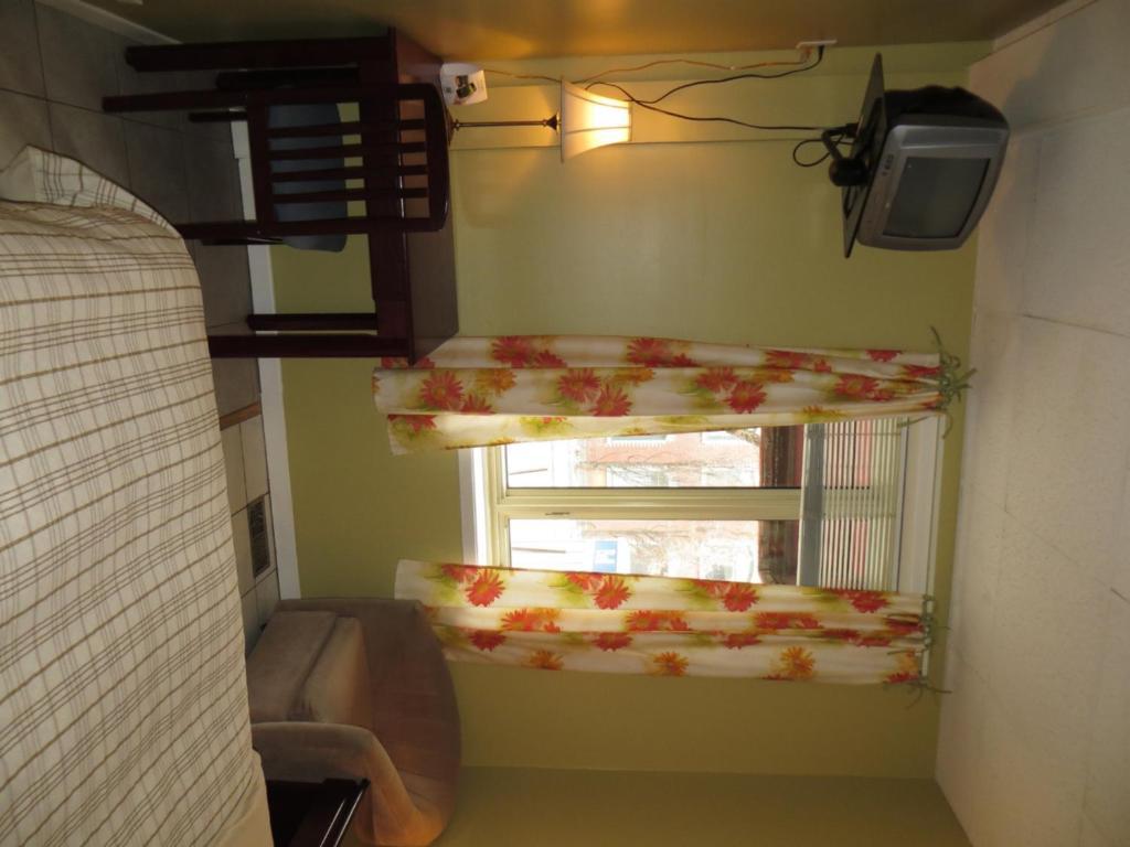 Manoir Charest Hotel