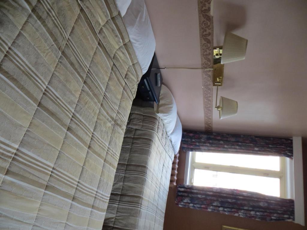 Manoir Charest Hotel 2*
