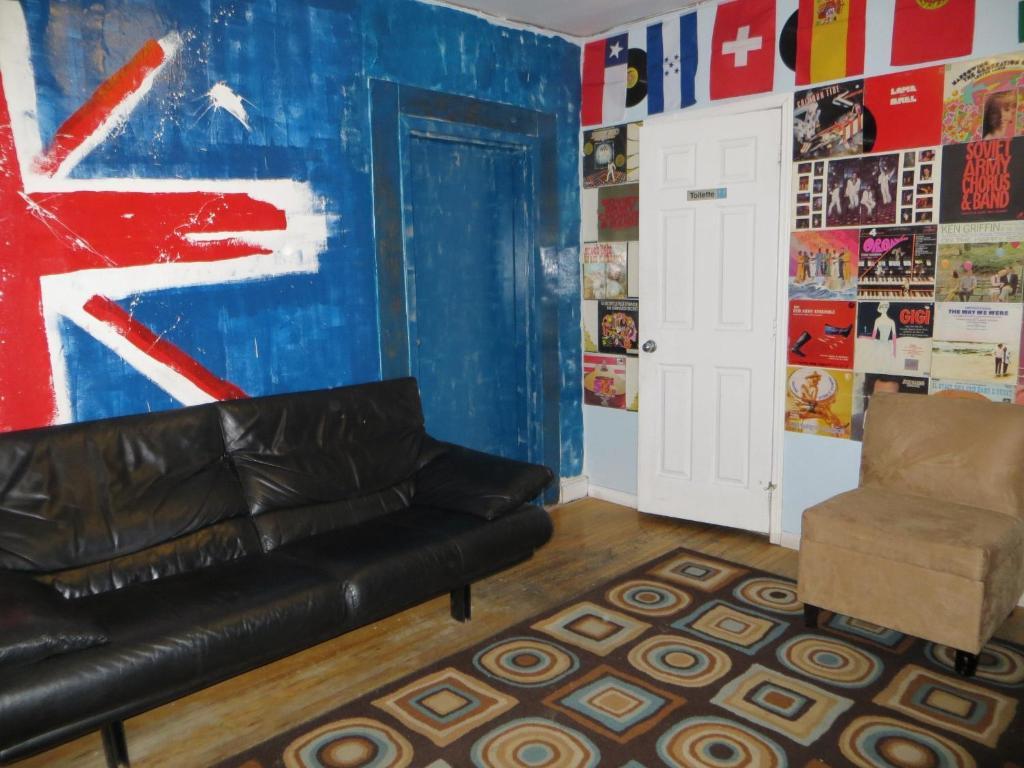 Jeunesse La Belle Planete Backpackers Hostel