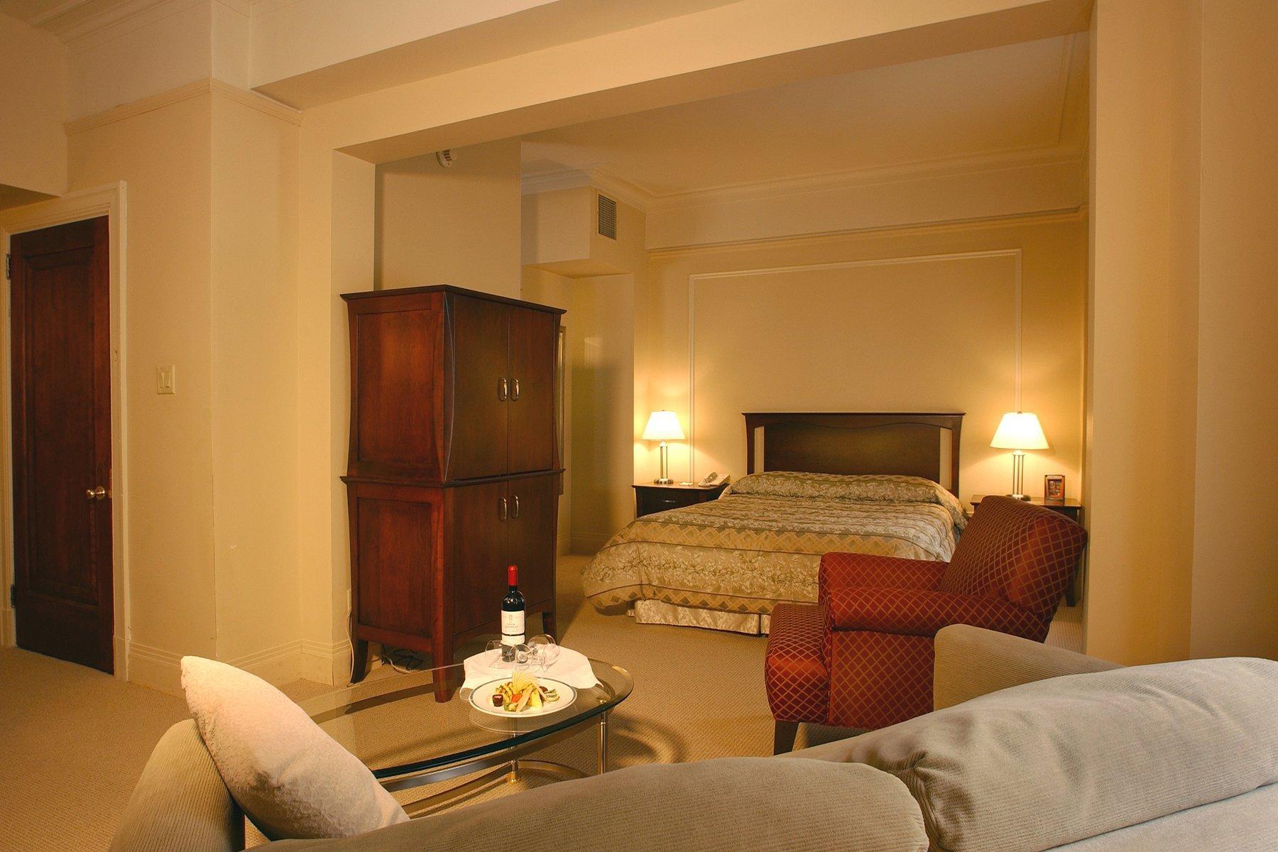Clarendon 4*