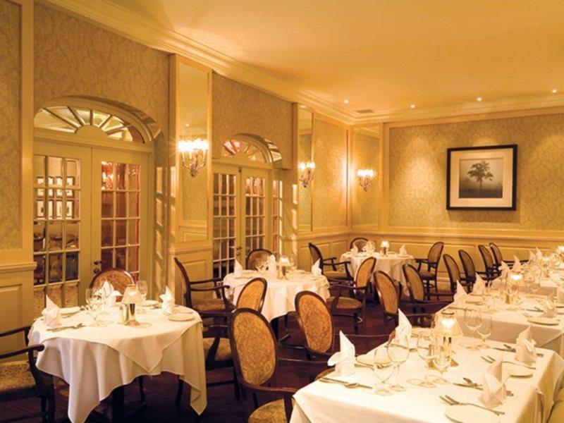 Hotel Manoir Victoria 4*