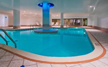 Hotel Manoir Victoria Quebec City