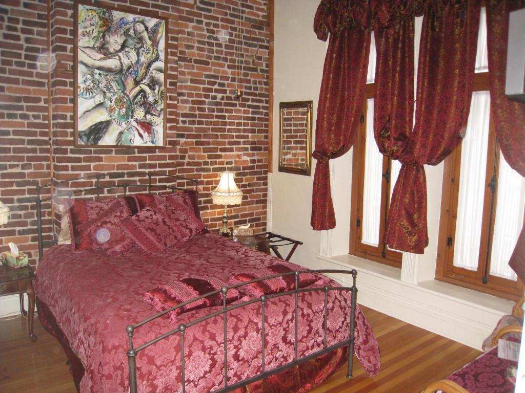 Bed & Breakfast De La Fontaine 3*