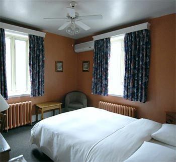 Manoir Charest Quebec City
