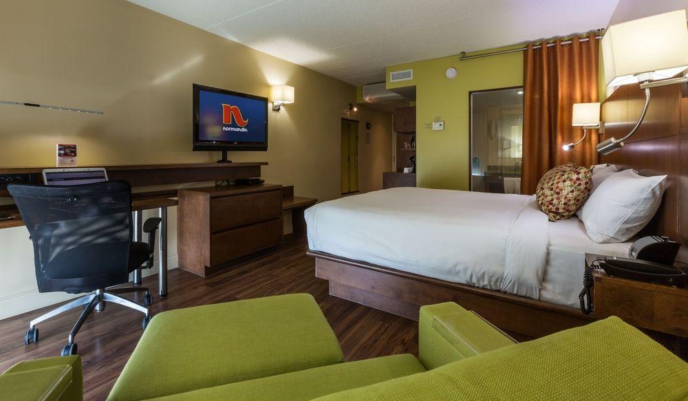 & Normandin Hotel