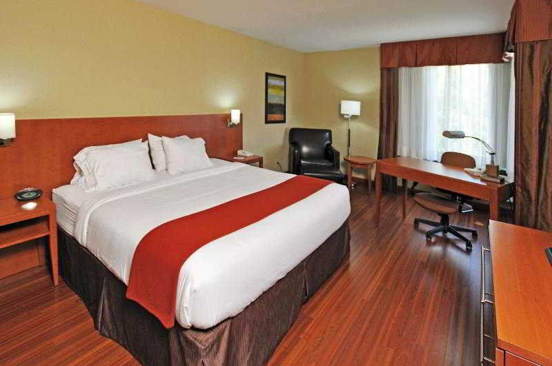 Hotel Express City-sainte Foy By Ihg Quebec City