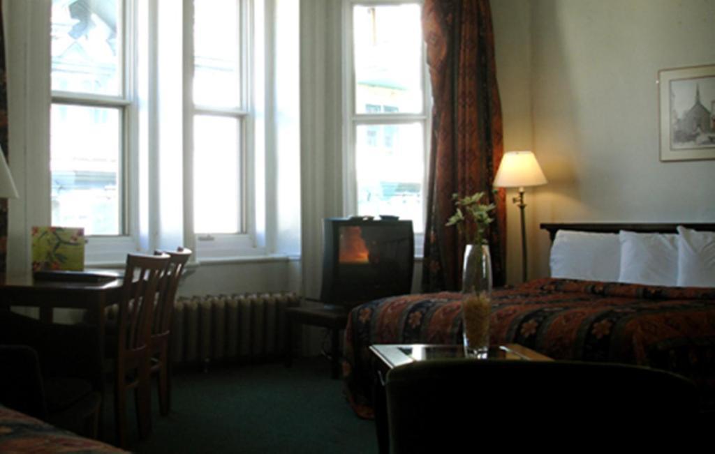 Hotel Ermitage Quebec City