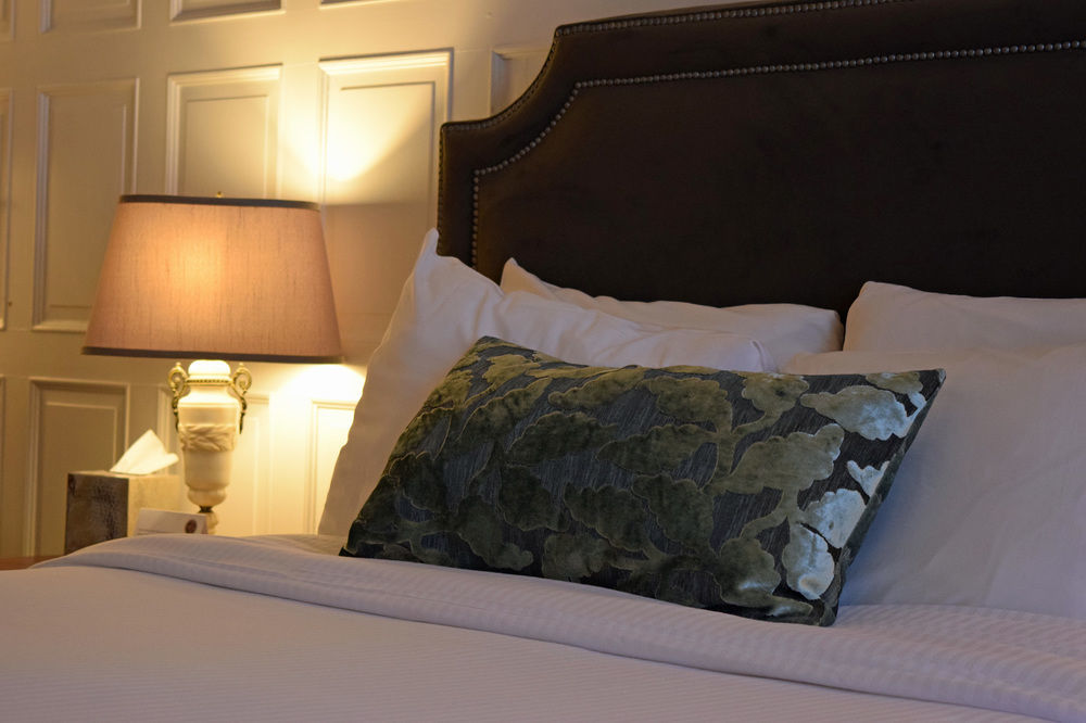 Hotel Chateau Fleur De Lys - L'hotel 3*