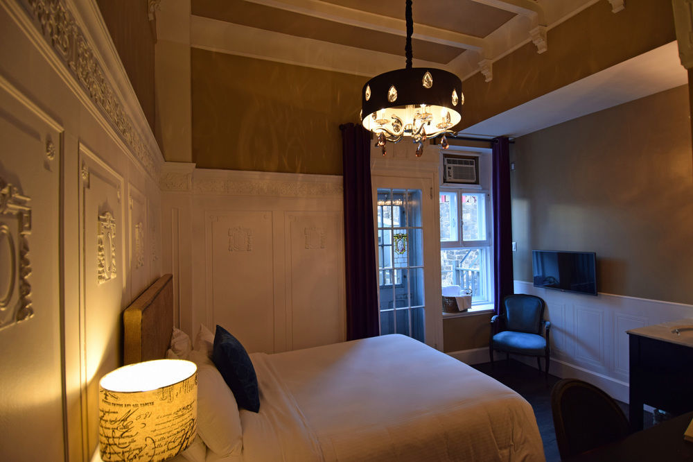 Chateau Fleur De Lys - L'hotel Hotel 3*