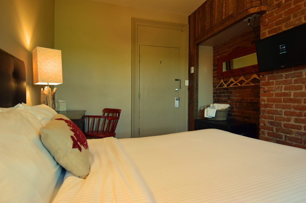 Chateau Fleur De Lys - L'hotel 3*