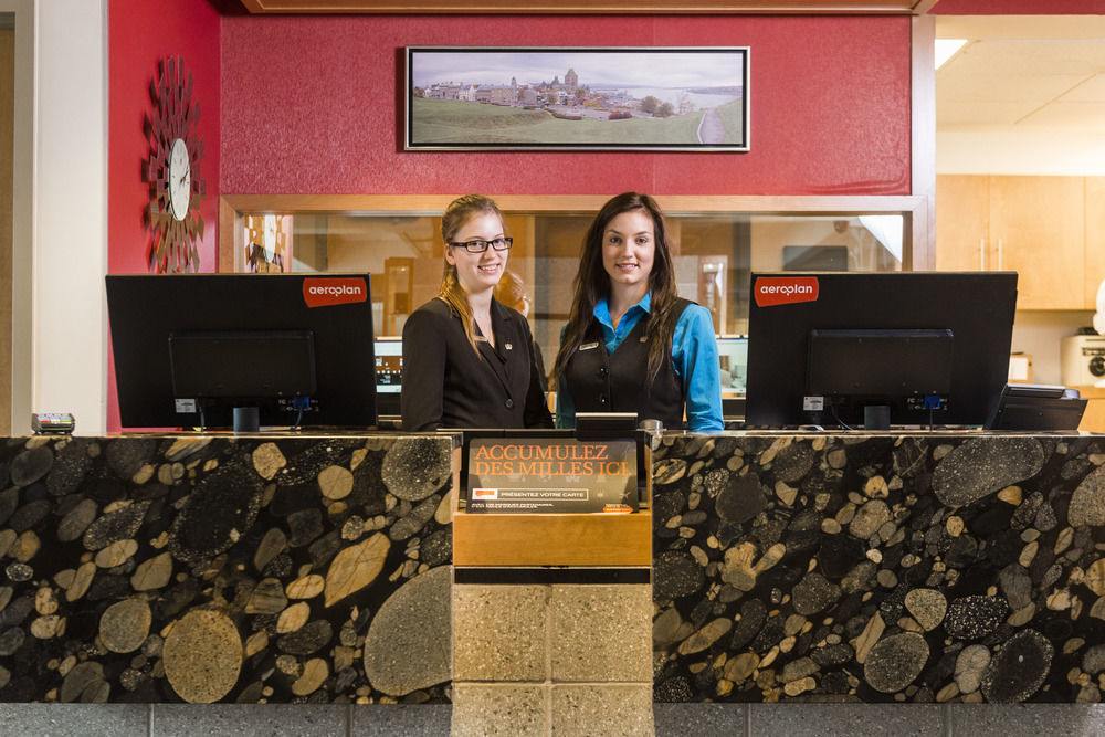 Hotel & Le Dauphin Quebec City