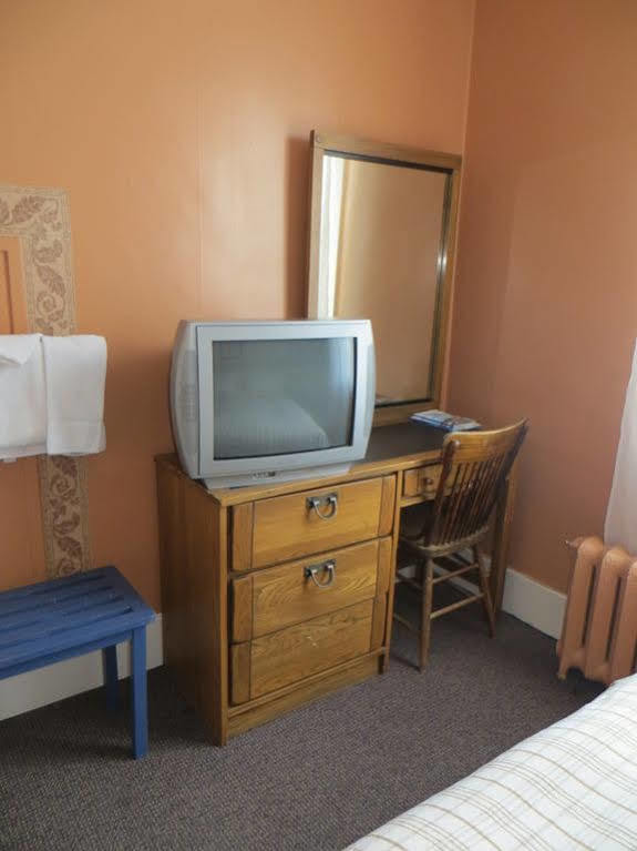 Hotel Manoir Charest
