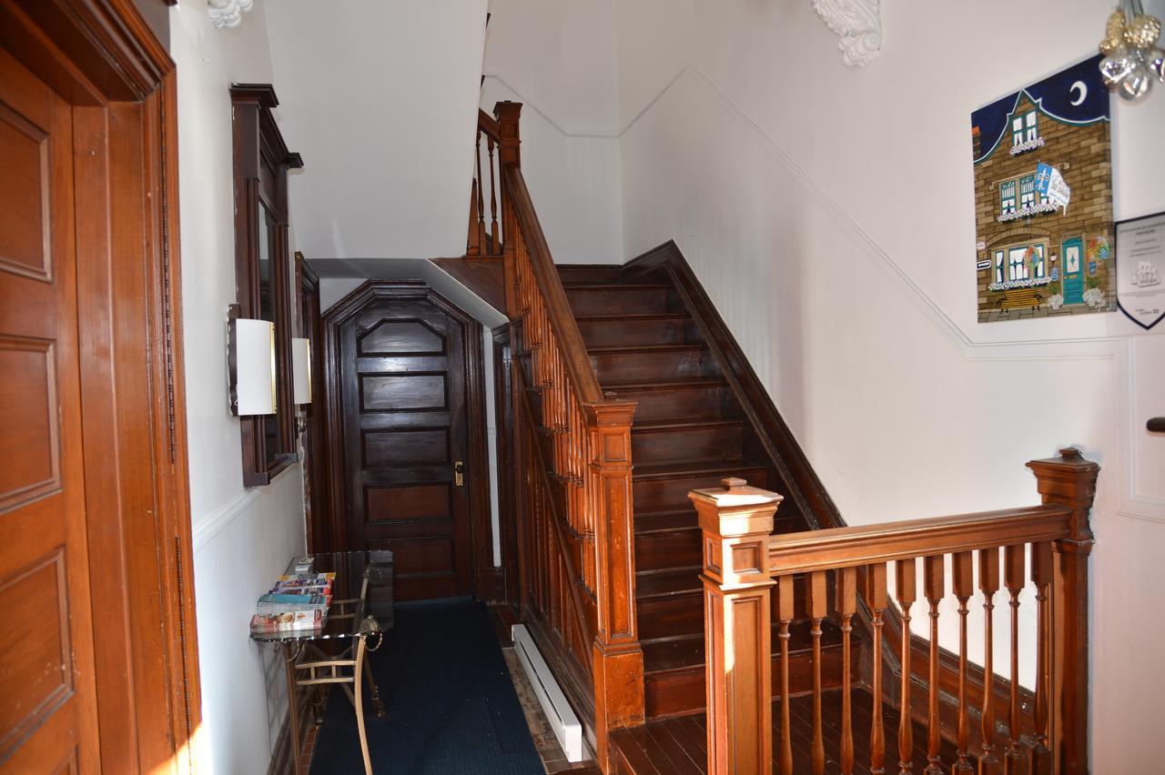 E-hotel Des Grisons Bed & Breakfast Quebec City