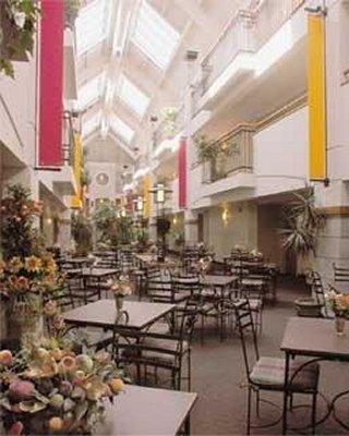 Hotel Lindbergh Quebec City