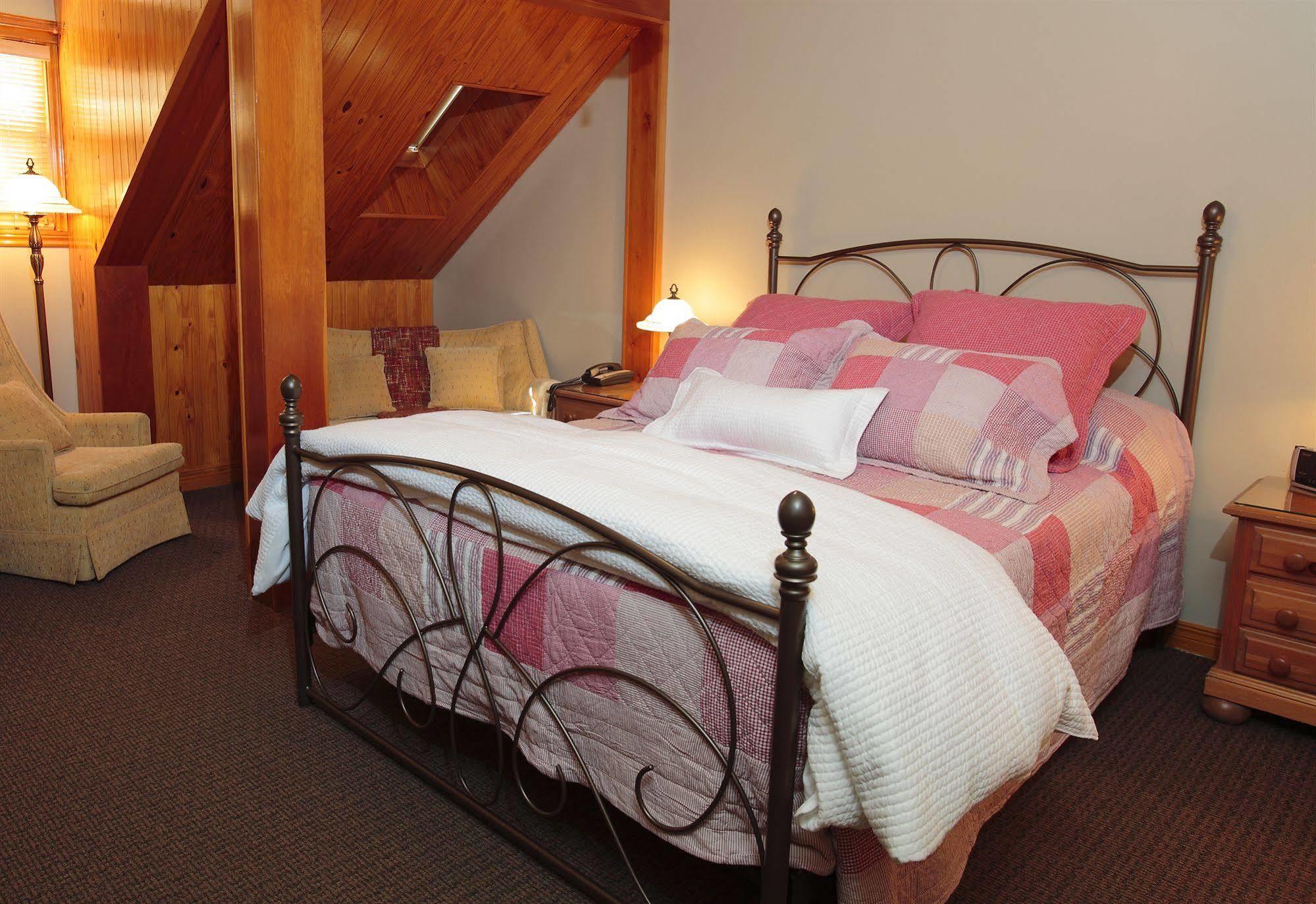 L'auberge Un Des 2 Inn Quebec City