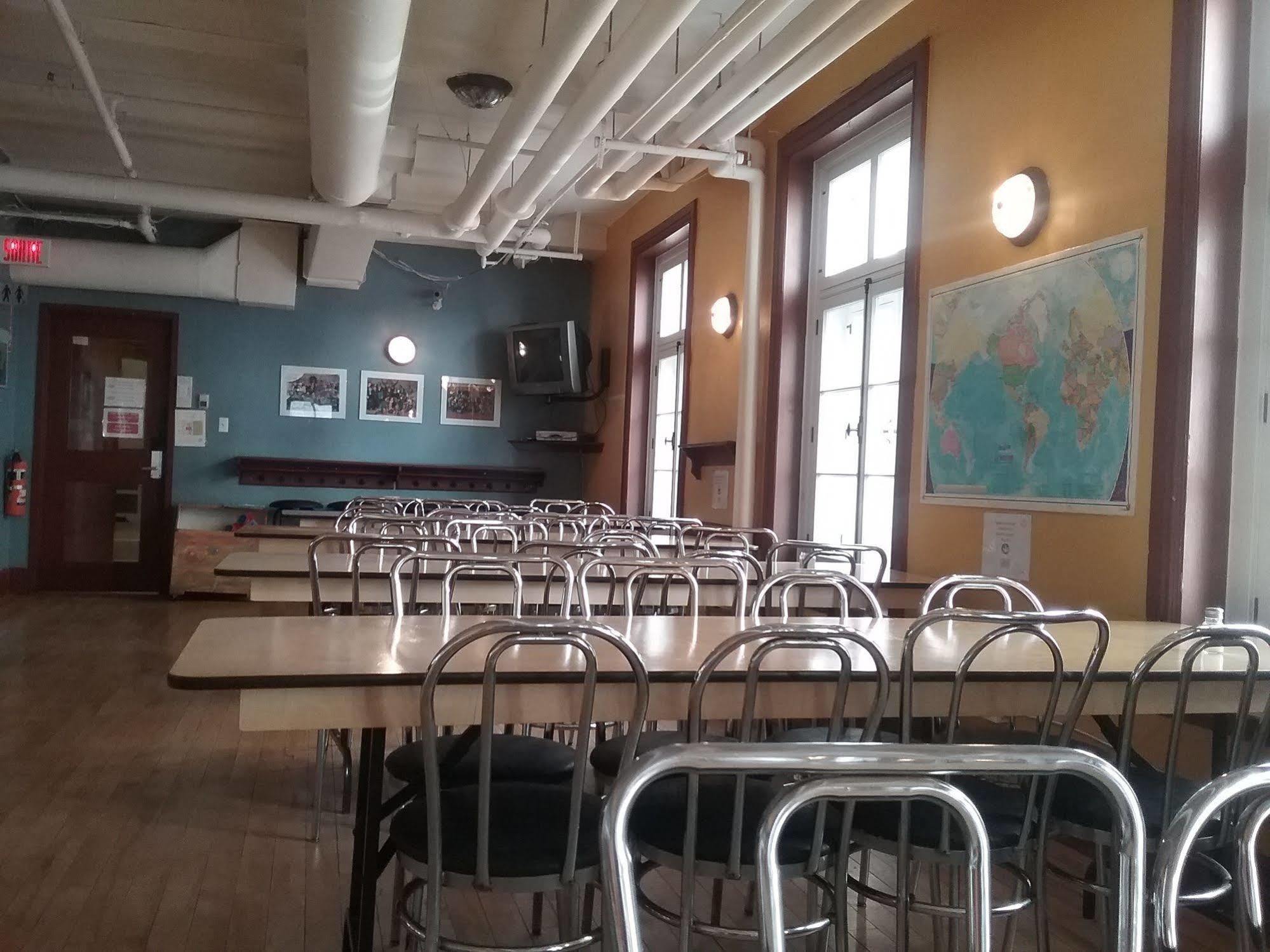 Hostel Internationale De Quebec City
