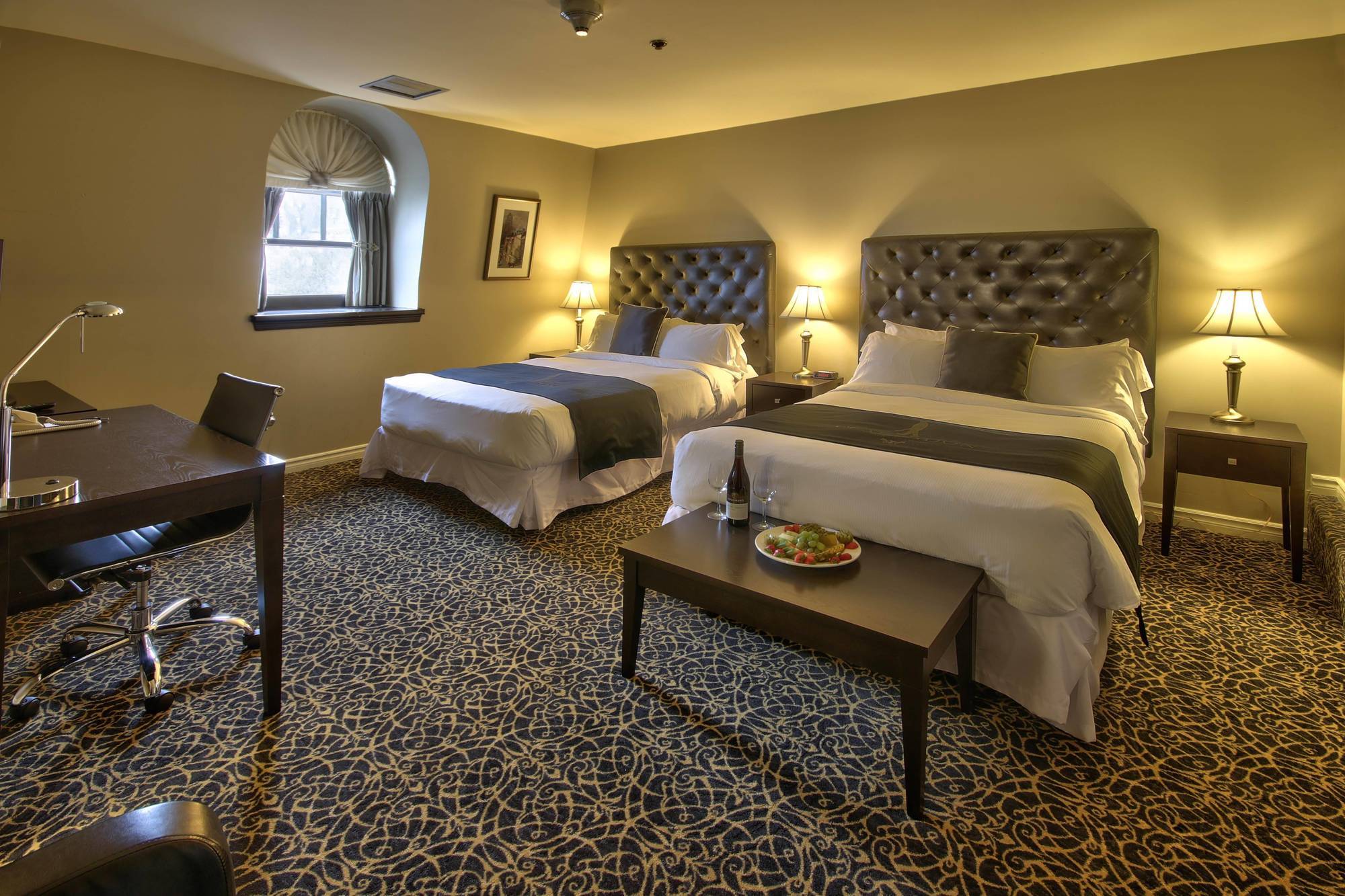 Clarendon Hotel 4*