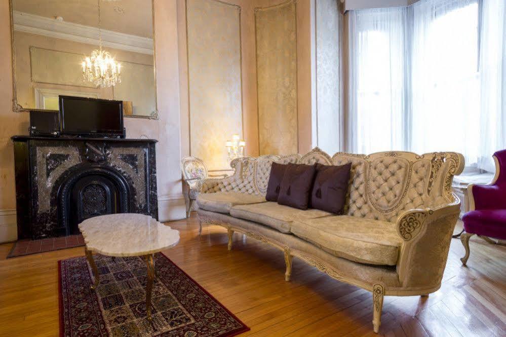 Les Maisons Montcalm Apartment *