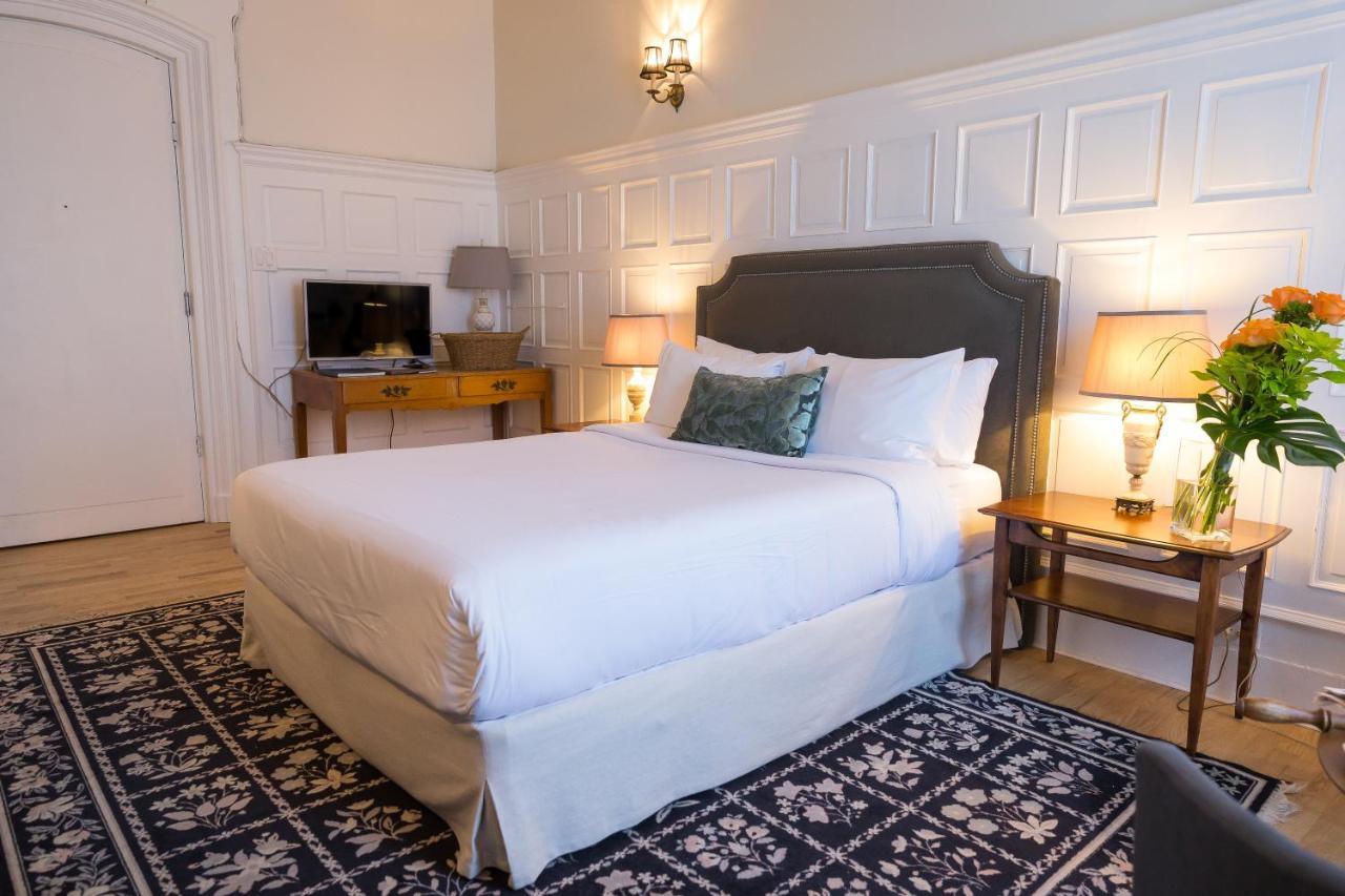Chateau Fleur De Lys - L'hotel 3*
