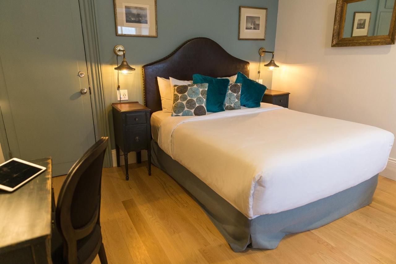 Hotel Chateau Fleur De Lys - L'hotel 3*