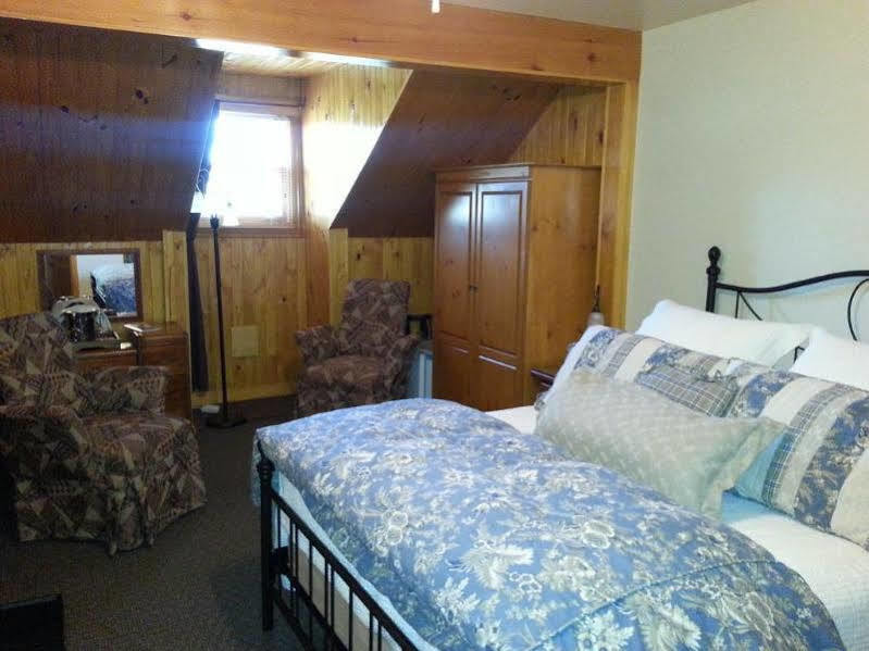 L'auberge Un Des 2 Inn 4*