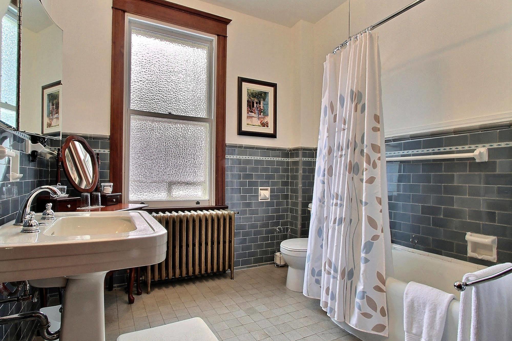 Le Widor 4* Quebec City