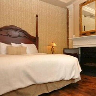 Hotel Louisbourg