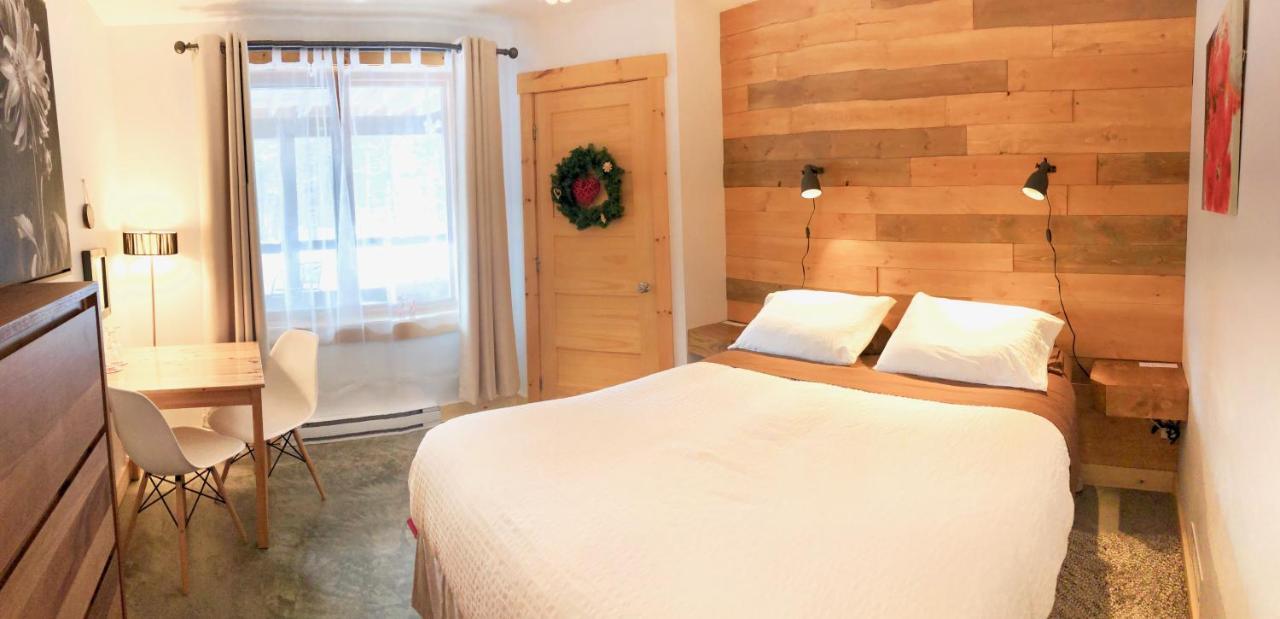 Bed & Breakfast Le Domaine Du Lac Saint Charles