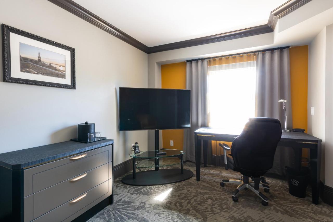 Hotel Clarendon 4*